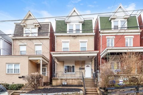 Photo of 823 Collins Ave, Pittsburgh, PA 15206 (MLS # 1743121)