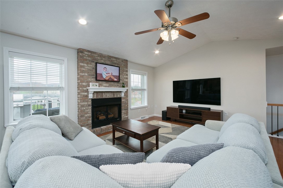 Mt. Pleasant Twp - Wml, Pennsylvania 15666, United States, 3 Bedrooms Bedrooms, ,3 BathroomsBathrooms,Residential,Pending,105026