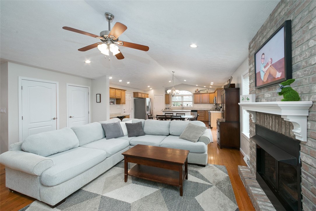 Mt. Pleasant Twp - Wml, Pennsylvania 15666, United States, 3 Bedrooms Bedrooms, ,3 BathroomsBathrooms,Residential,Pending,105026