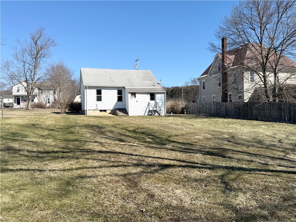 208 E Slippery Rock St