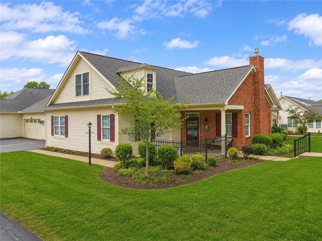 2164 Isleworth Lane
