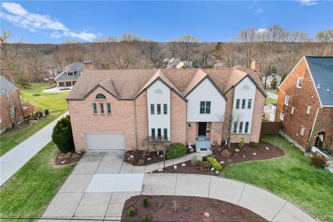 Photo of 4636 Brownsville Rd, Pittsburgh, PA 15236 (MLS # 1747318)