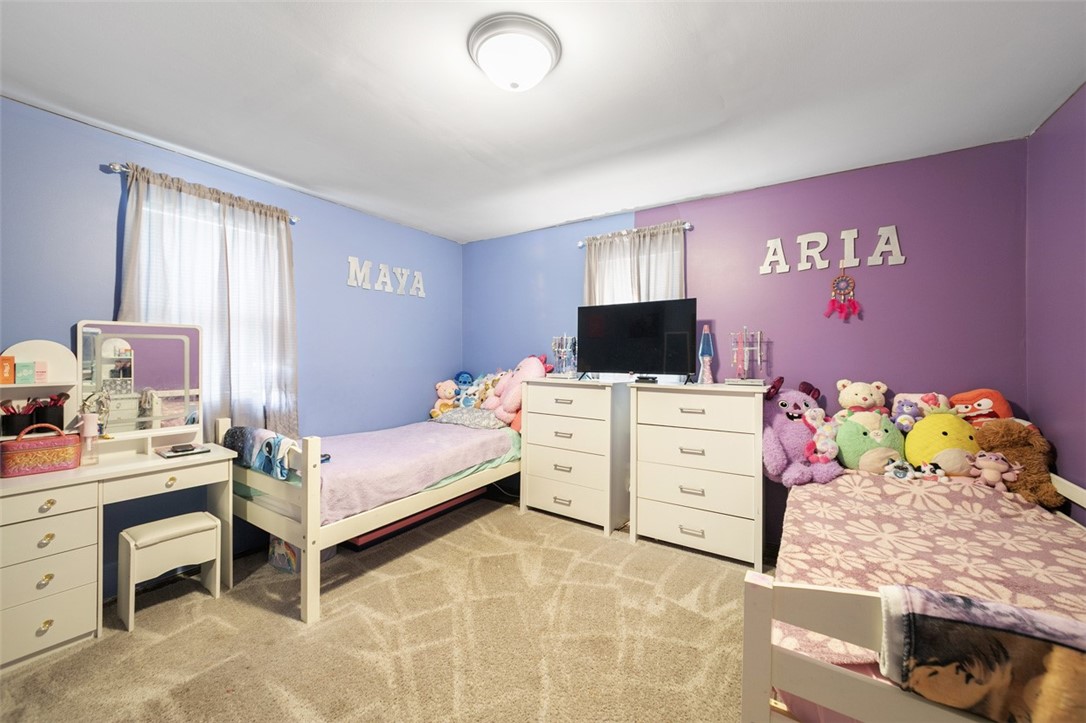 Connellsville, Pennsylvania 15425, United States, 3 Bedrooms Bedrooms, ,2 BathroomsBathrooms,Residential,Pending,158988