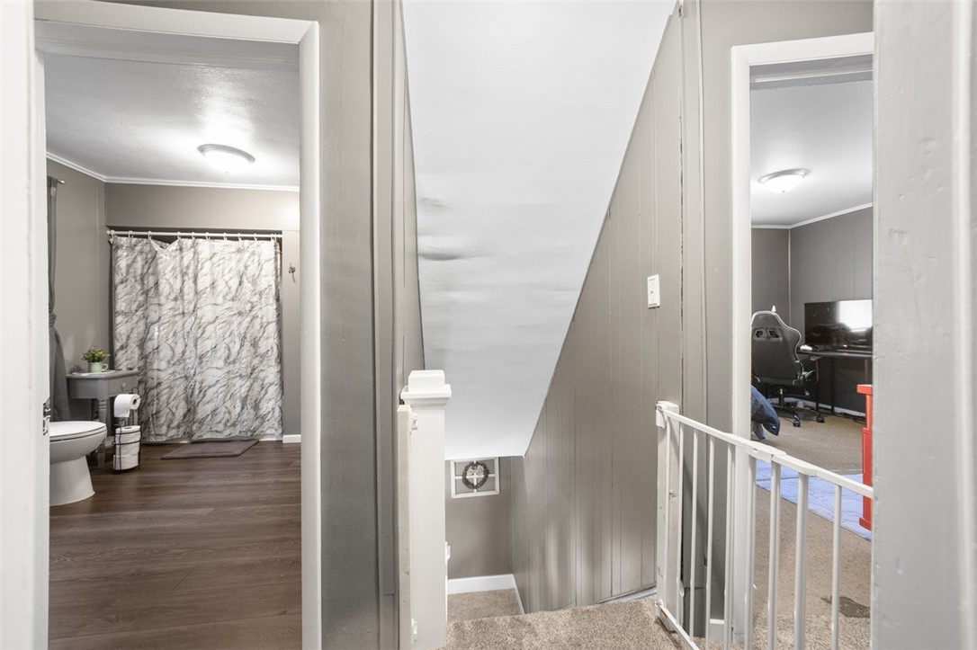 Connellsville, Pennsylvania 15425, United States, 3 Bedrooms Bedrooms, ,2 BathroomsBathrooms,Residential,Pending,158988