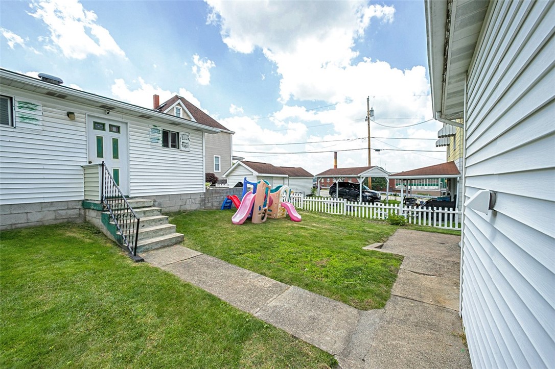 Connellsville, Pennsylvania 15425, United States, 3 Bedrooms Bedrooms, ,2 BathroomsBathrooms,Residential,Pending,158988