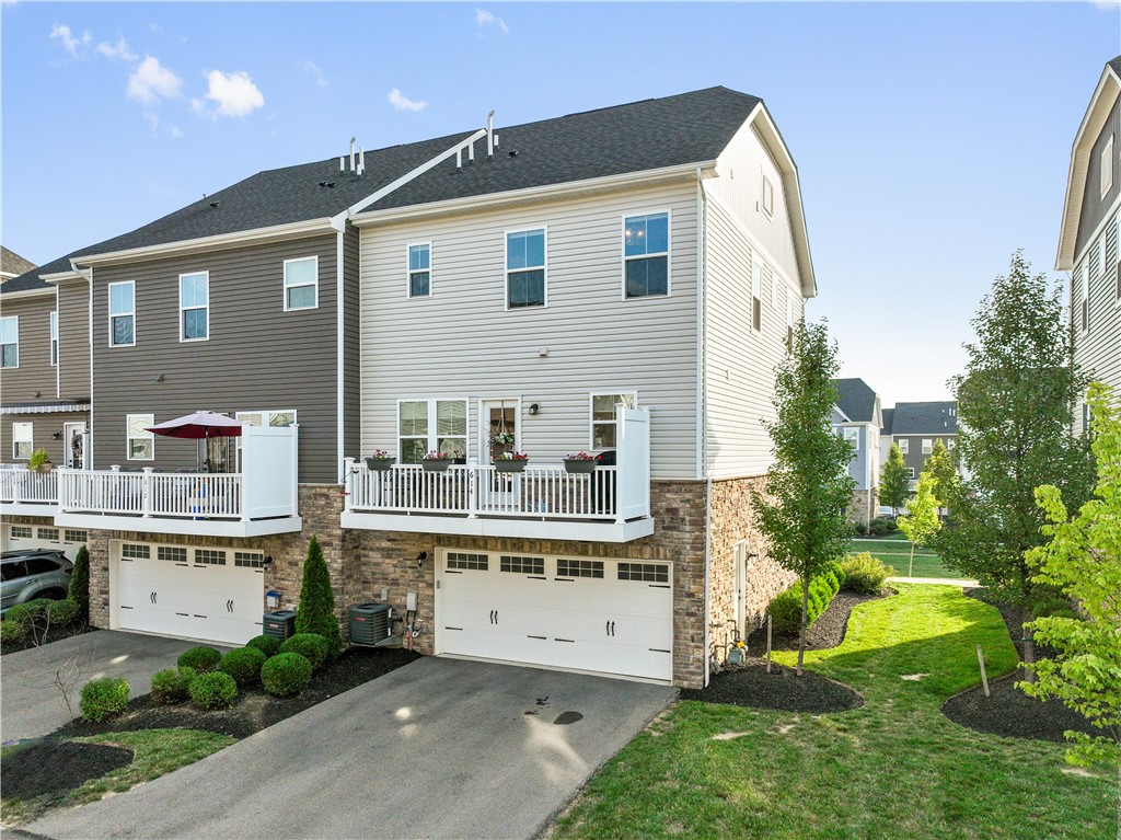 Cranberry Twp, Pennsylvania 16066, United States, 3 Bedrooms Bedrooms, ,3 BathroomsBathrooms,Residential,Contingent,77027