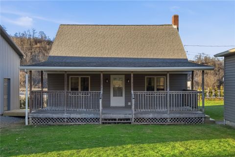 Photo of 168 Old Route 422, Worthington, PA 16262 (MLS # 1743629)