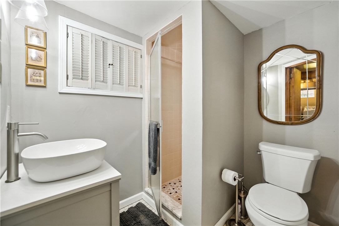 Ingram, Pennsylvania 15205, United States, 3 Bedrooms Bedrooms, ,2 BathroomsBathrooms,Residential,Active,168065