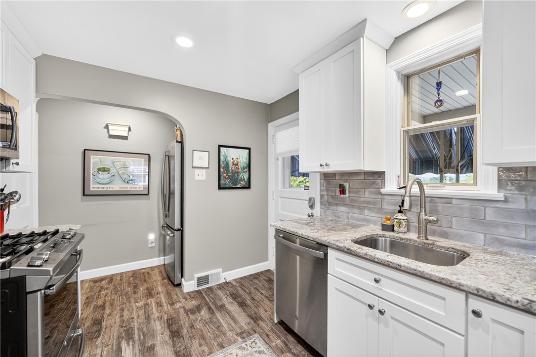 Ingram, Pennsylvania 15205, United States, 3 Bedrooms Bedrooms, ,2 BathroomsBathrooms,Residential,Active,168065