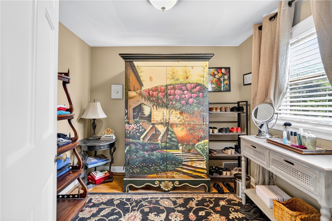 Ingram, Pennsylvania 15205, United States, 3 Bedrooms Bedrooms, ,2 BathroomsBathrooms,Residential,Active,168065