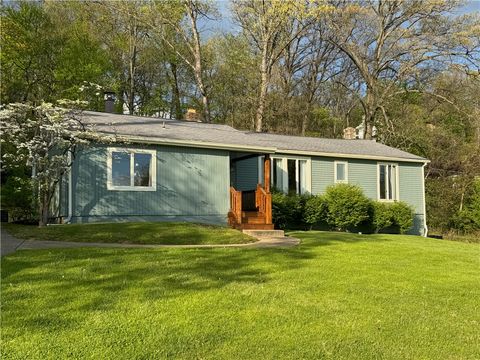 504 Sawmill Rd Unity  Twp PA 15601