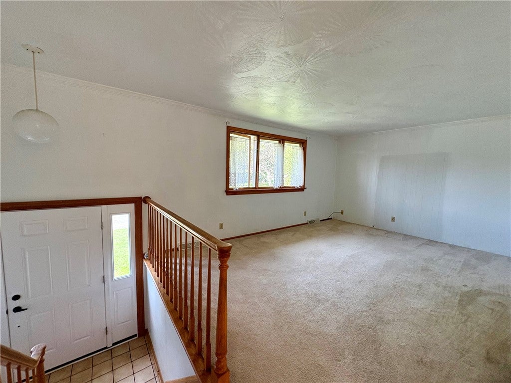 5 Fairlawn Blvd