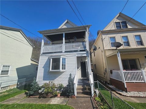 Photo of 661 Calera St, Pittsburgh, PA 15207 (MLS # 1747630)