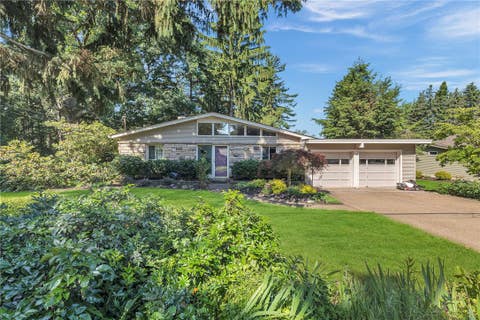 Photo for 205 Hyeholde Dr