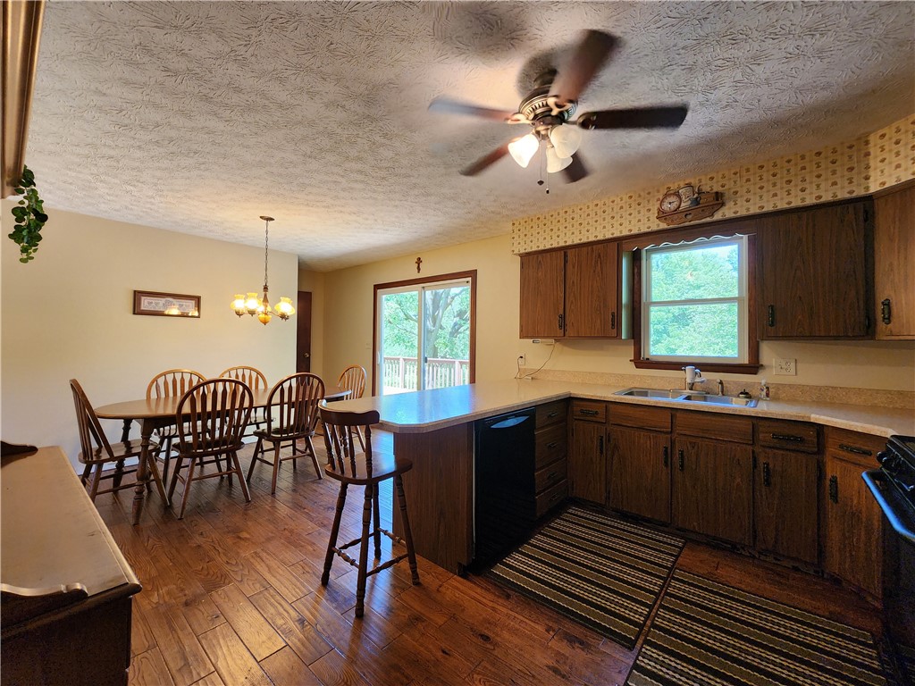 Coolspring Twp, Pennsylvania 16137, United States, 3 Bedrooms Bedrooms, ,2 BathroomsBathrooms,Residential,Contingent,53349