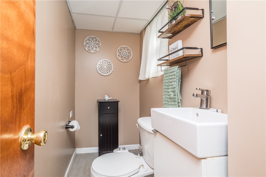 1570 Lucille Dr Dr, Bethel Park, Pennsylvania image 33