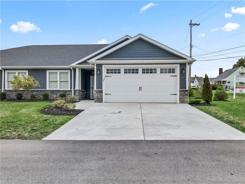 Condo For Sale - 16 Barrington Court Ct<br/> Beaver County, Monaca, PA 15061