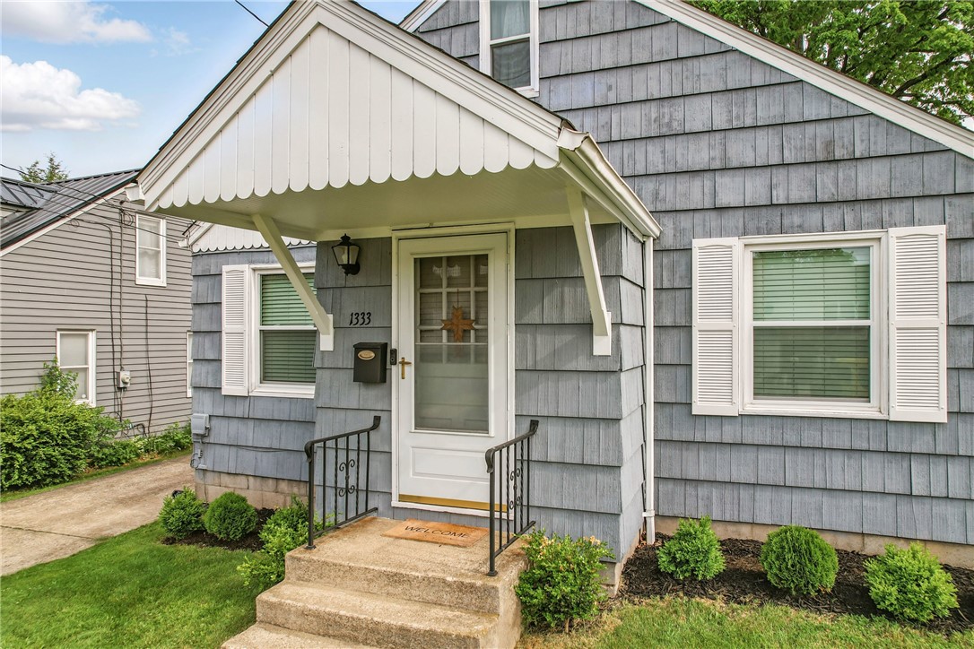 1333 Griswold St St, Sharon, Pennsylvania image 2