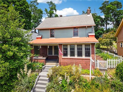 Photo of 827 Florence Ave, Pittsburgh, PA 15202 (MLS # 1759412)