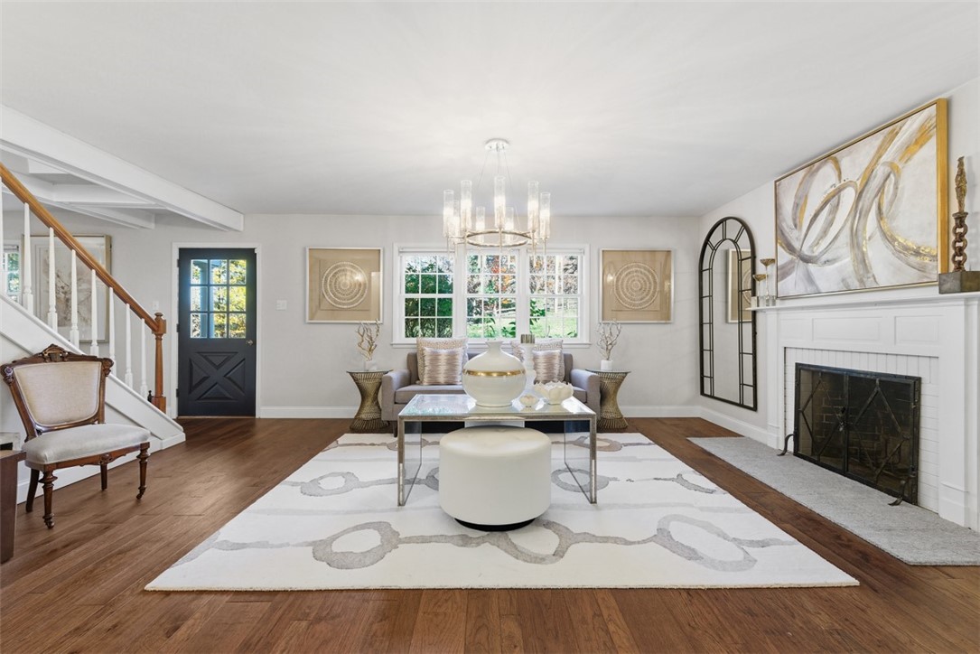 347 McCoy Place Rd
