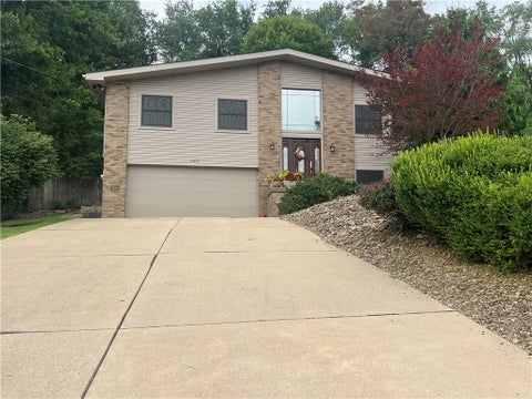 Photo for 143 Edgewater Dr