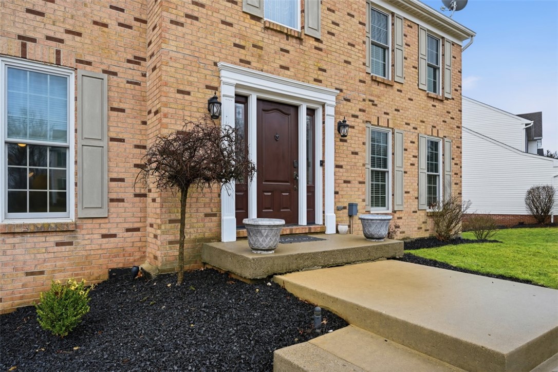 1053 Whispering Woods