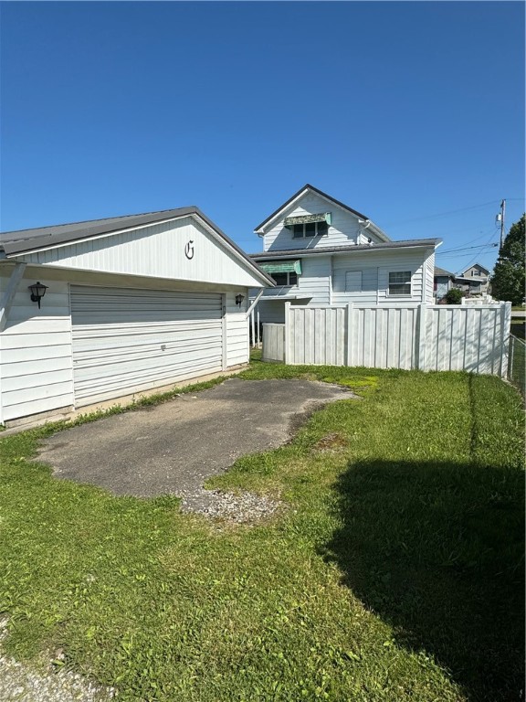 Bobtown/Dilliner, Pennsylvania 15315, United States, 2 Bedrooms Bedrooms, ,2 BathroomsBathrooms,Residential,Active,57925