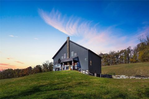 2460 Chapel Rd Brighton Twp PA 15009