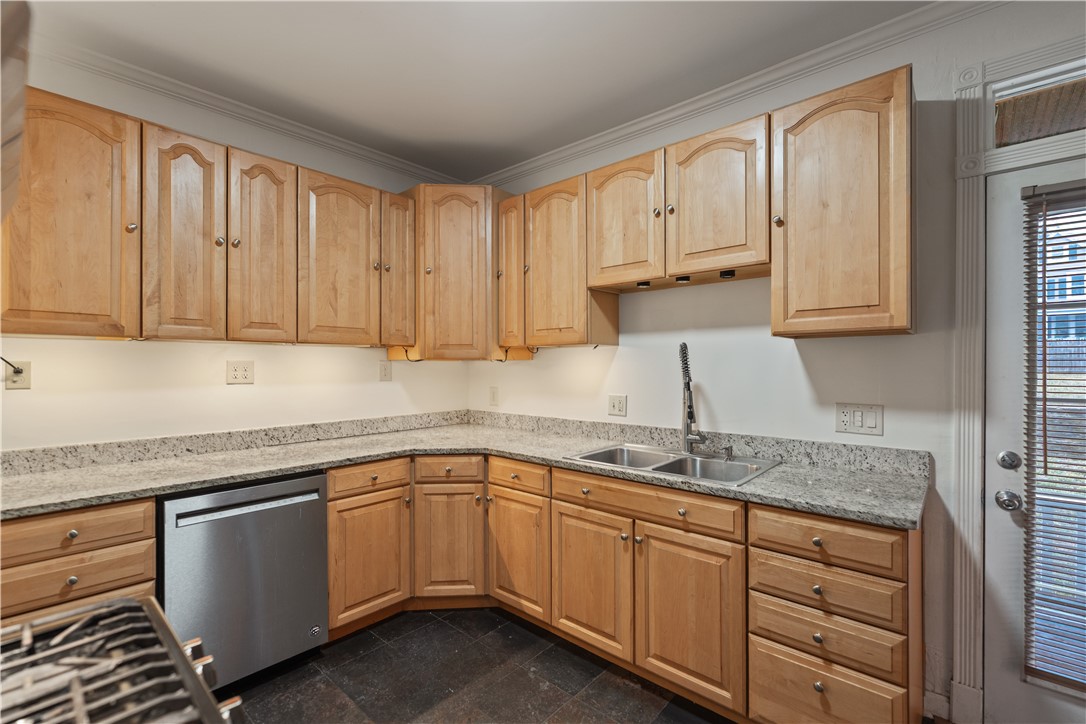 310 6th Ave, Carnegie, Pennsylvania image 9