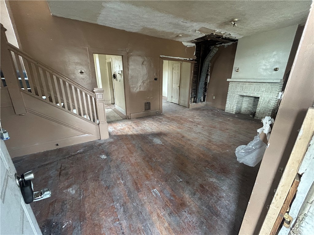 15 Cleveland Ave Ave, Uniontown, Pennsylvania image 3