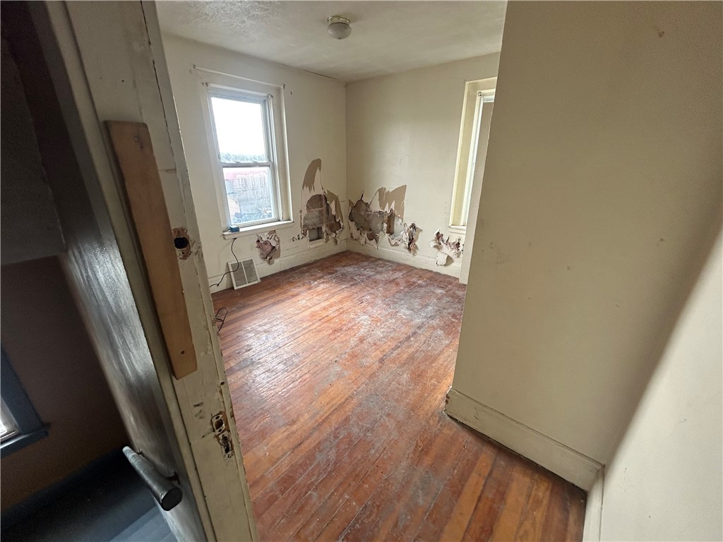 15 Cleveland Ave Ave, Uniontown, Pennsylvania image 11