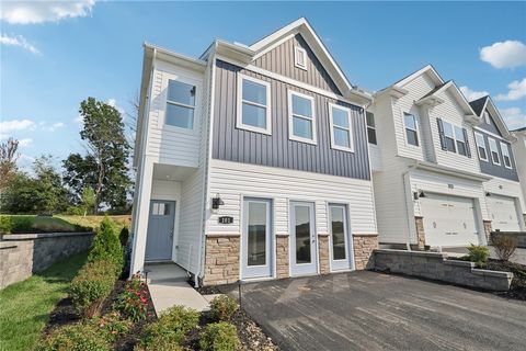 122 River Ridge Drive Moon/Crescent Twp PA 15108