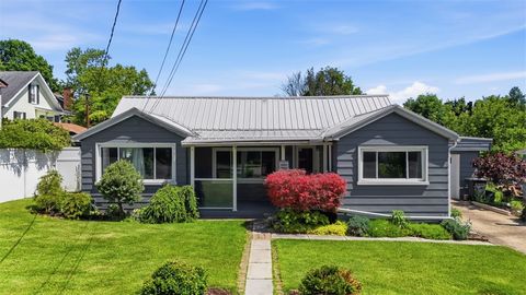 Photo of 302 3rd St, Oakdale, PA 15071 (MLS # 1758694)