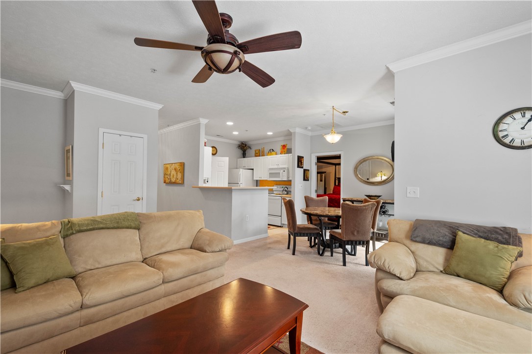 Ohio Twp, Pennsylvania 15143, United States, 2 Bedrooms Bedrooms, ,2 BathroomsBathrooms,Residential,Active,213972