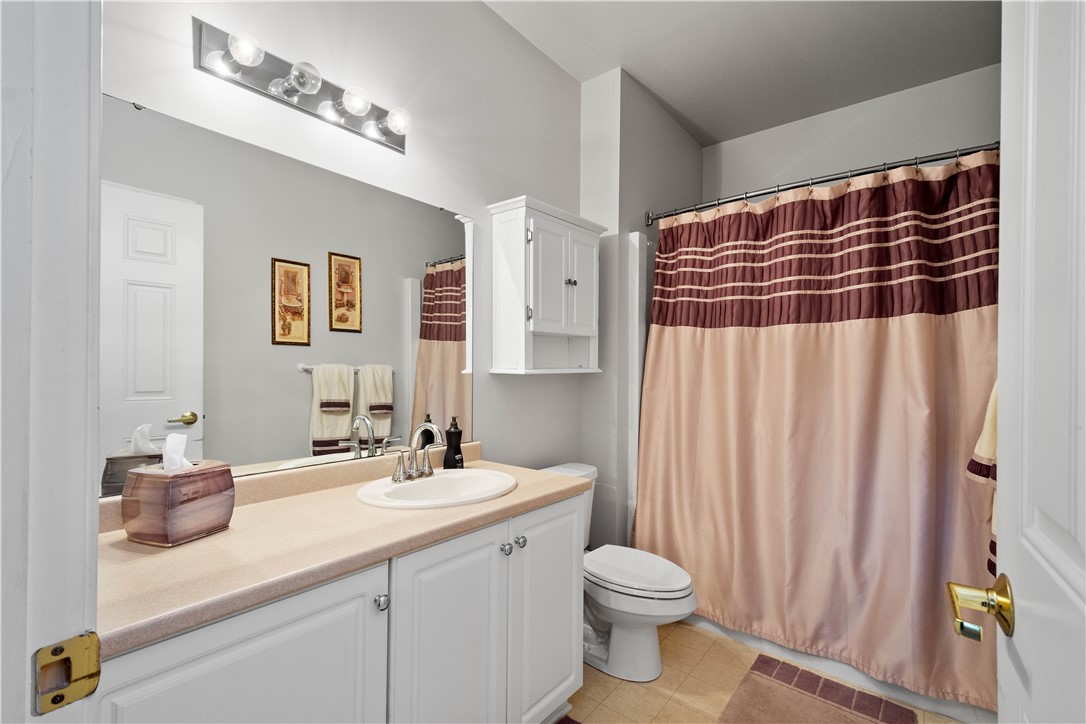 Ohio Twp, Pennsylvania 15143, United States, 2 Bedrooms Bedrooms, ,2 BathroomsBathrooms,Residential,Active,213972