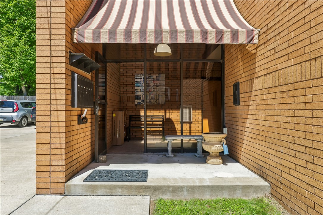 305 Hay Street 3-B
