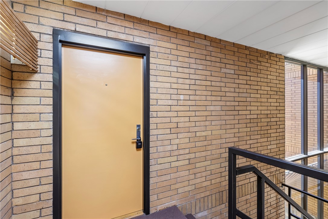 305 Hay Street 3-B