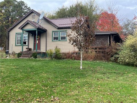 Photo of 257 Boyers Rd, Harrisville, PA 16038 (MLS # 1731651)