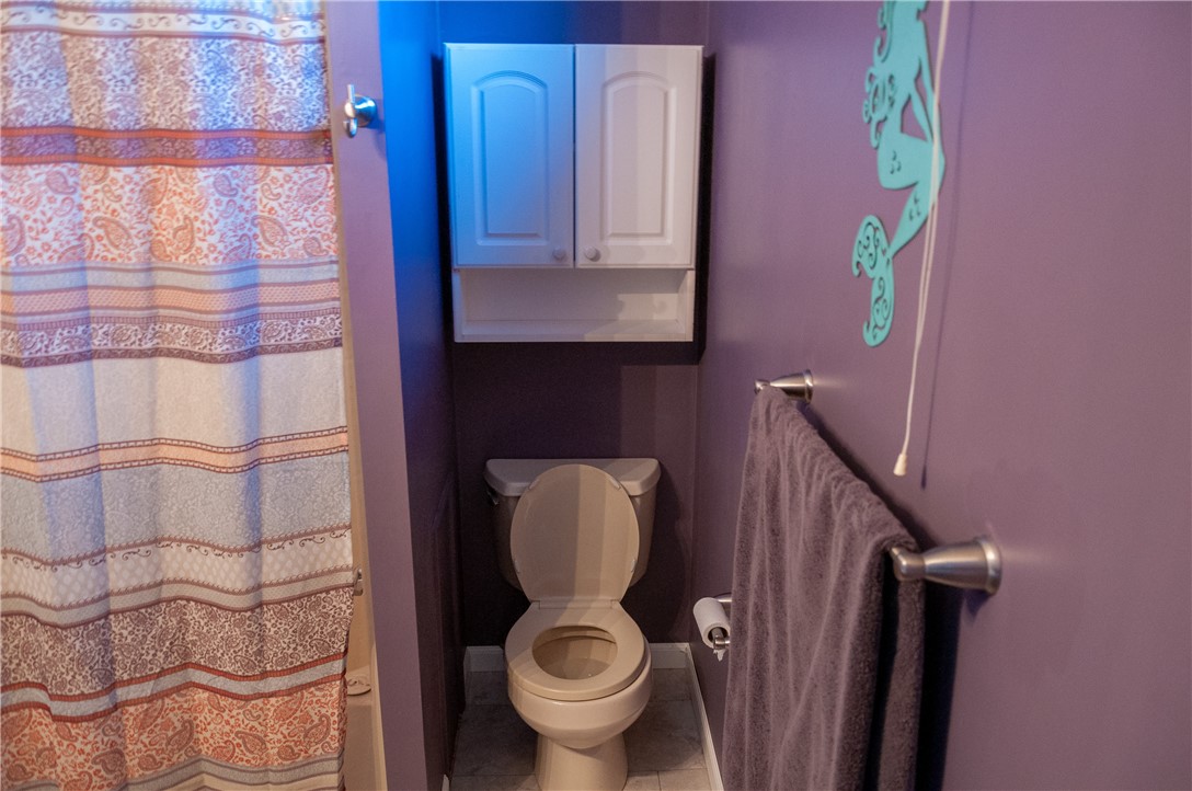 Wilkins Twp, Pennsylvania 15235, United States, 3 Bedrooms Bedrooms, ,2 BathroomsBathrooms,Residential,Contingent,78511