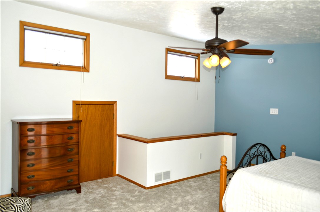 Wilkins Twp, Pennsylvania 15235, United States, 3 Bedrooms Bedrooms, ,2 BathroomsBathrooms,Residential,Contingent,78511