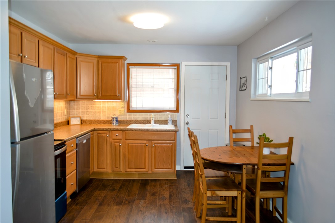 Wilkins Twp, Pennsylvania 15235, United States, 3 Bedrooms Bedrooms, ,2 BathroomsBathrooms,Residential,Contingent,78511