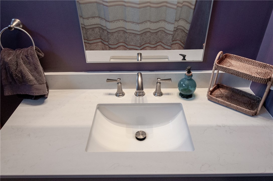 Wilkins Twp, Pennsylvania 15235, United States, 3 Bedrooms Bedrooms, ,2 BathroomsBathrooms,Residential,Contingent,78511