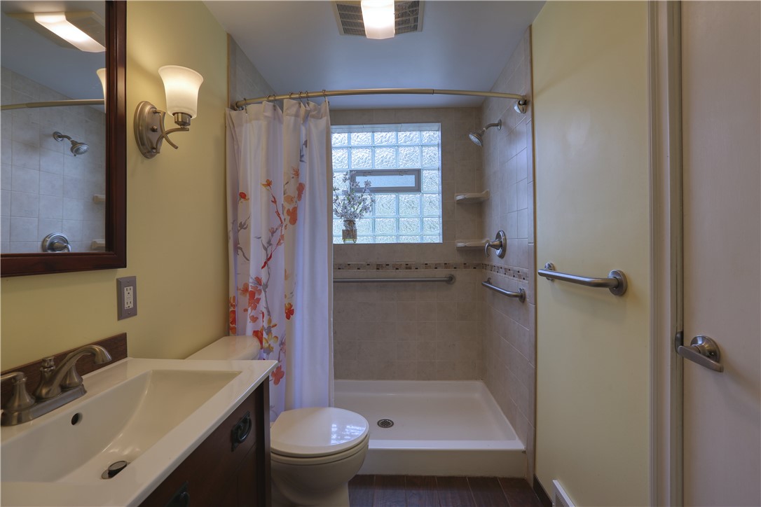 Chippewa Twp, Pennsylvania 15010, United States, 3 Bedrooms Bedrooms, ,1 BathroomBathrooms,Residential,Active,159165