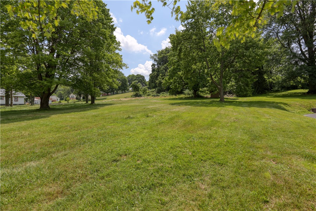 Chippewa Twp, Pennsylvania 15010, United States, 3 Bedrooms Bedrooms, ,1 BathroomBathrooms,Residential,Active,159165