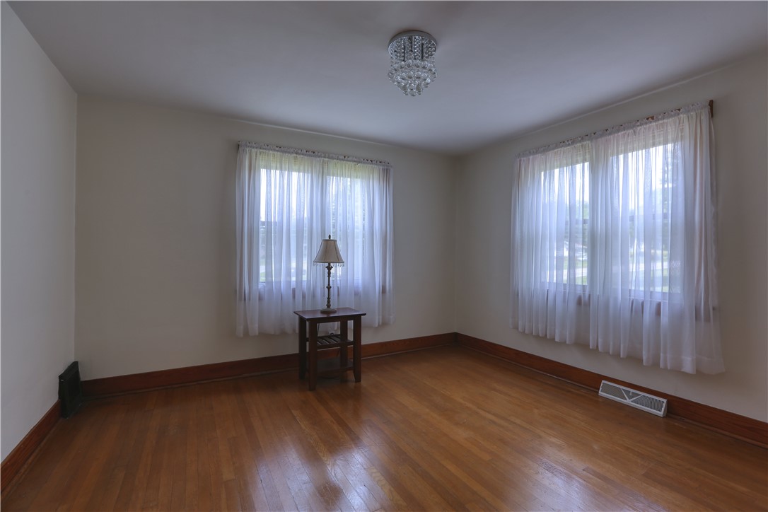 Chippewa Twp, Pennsylvania 15010, United States, 3 Bedrooms Bedrooms, ,1 BathroomBathrooms,Residential,Active,159165