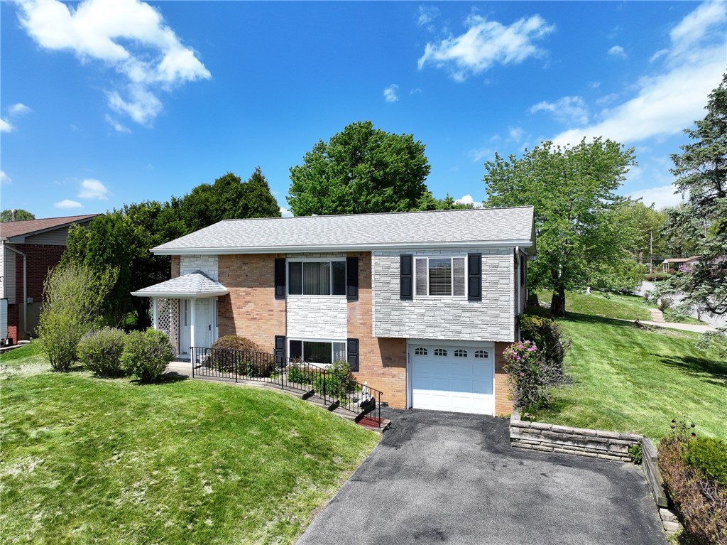 563 MEADOWVALE DRIVE