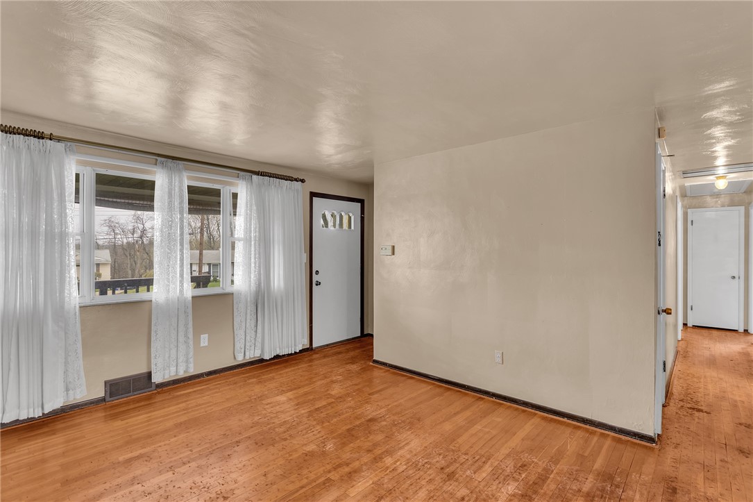 620 Blueberry Rd Rd, Monroeville, Pennsylvania image 11
