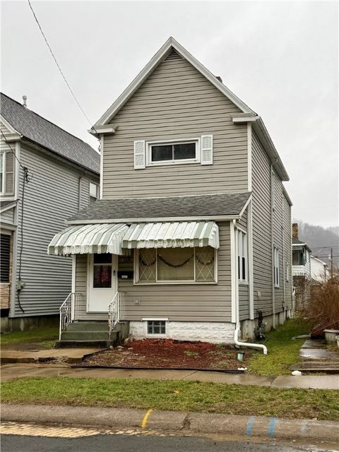 Photo of 1207 &amp; 1207 Rear 6th Ave, Ford City, PA 16226 (MLS # 1737028)