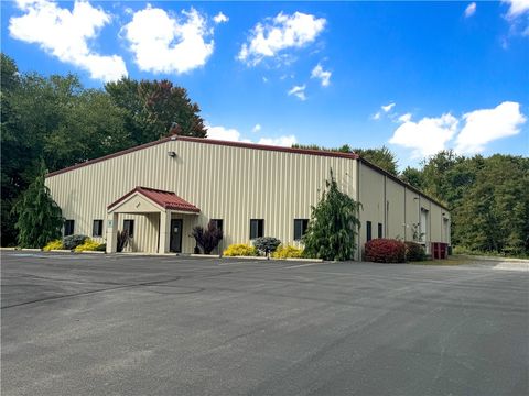 703 Commerce Avenue Shenango Twp - LAW PA 16101
