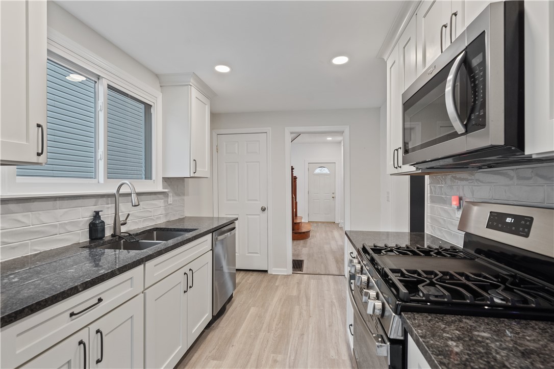 1702 Vance Ave Ave, Coraopolis, Pennsylvania image 24
